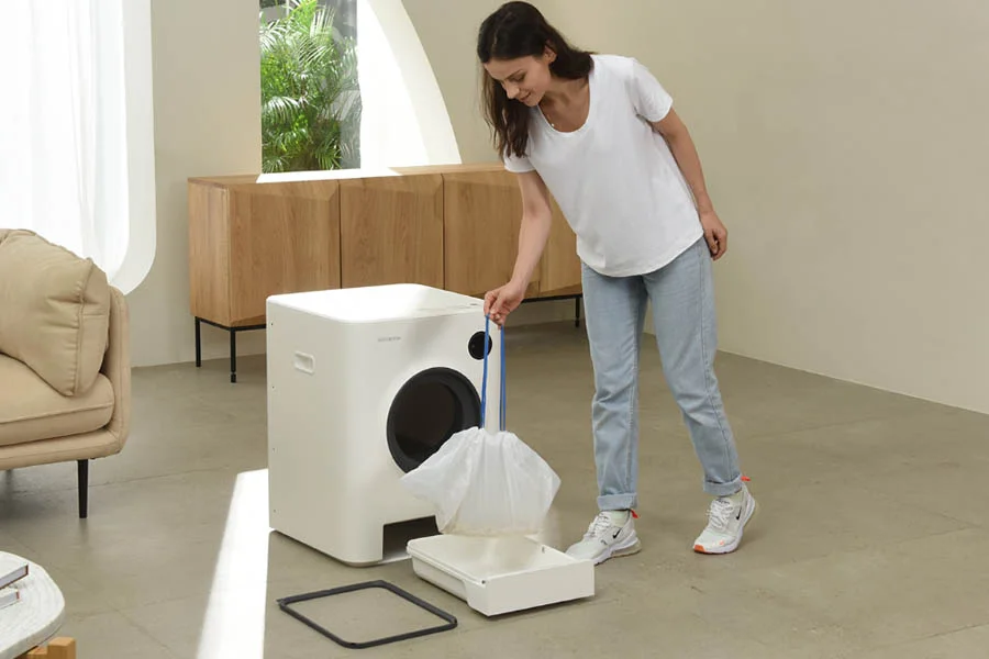 spinning litter box